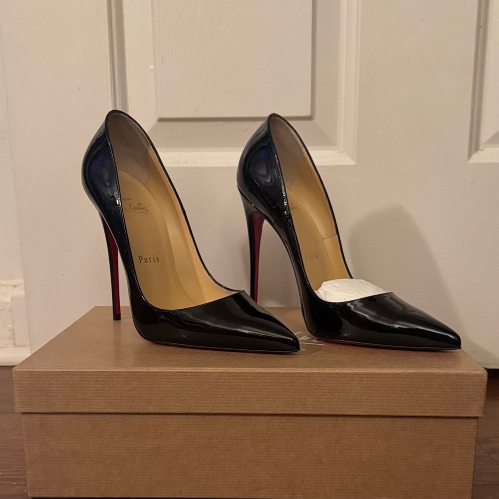 Christian Louboutin Glossy Black Heels never worn